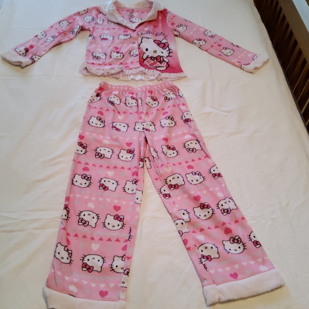 Hello Kitty pink fleece pajama set